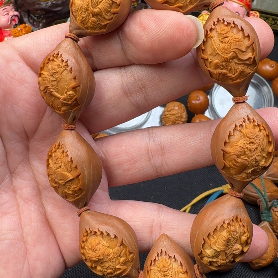 吉***天橄榄核手串/手链钟馗