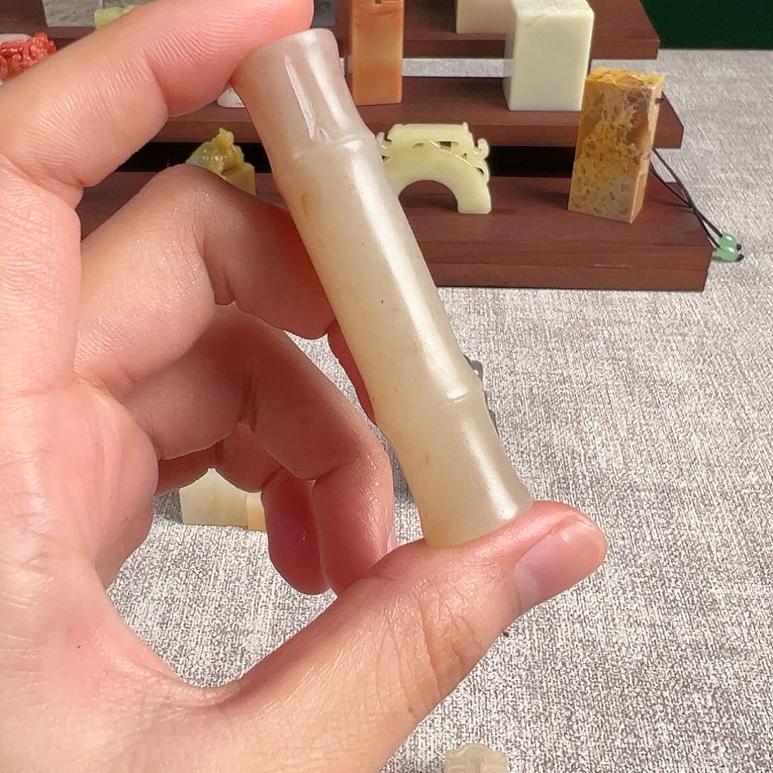 印石老挝石我也不知道