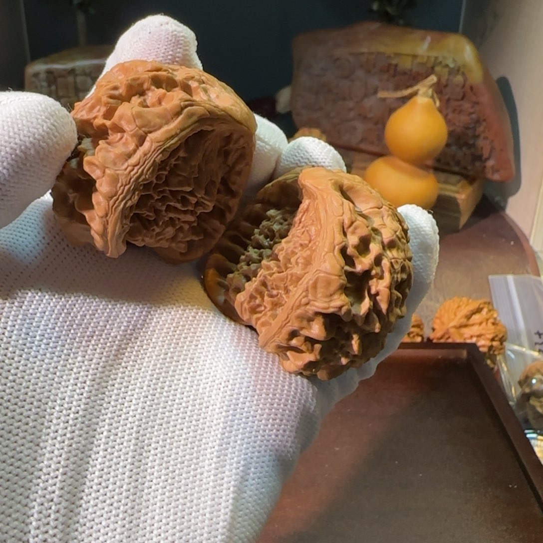 文玩核桃把件龙鼎（聚宝盆）