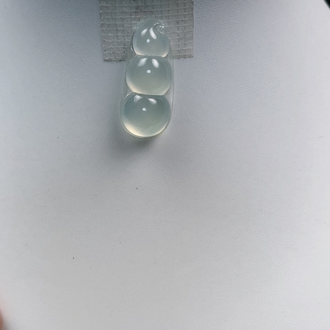 翡翠吊坠(不含链)18K金镶嵌娜