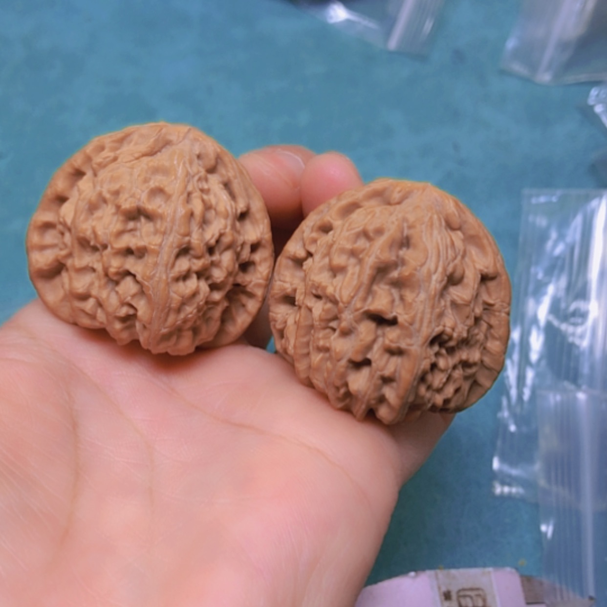 【闪购商品】摆件核桃38.5白狮子修尖