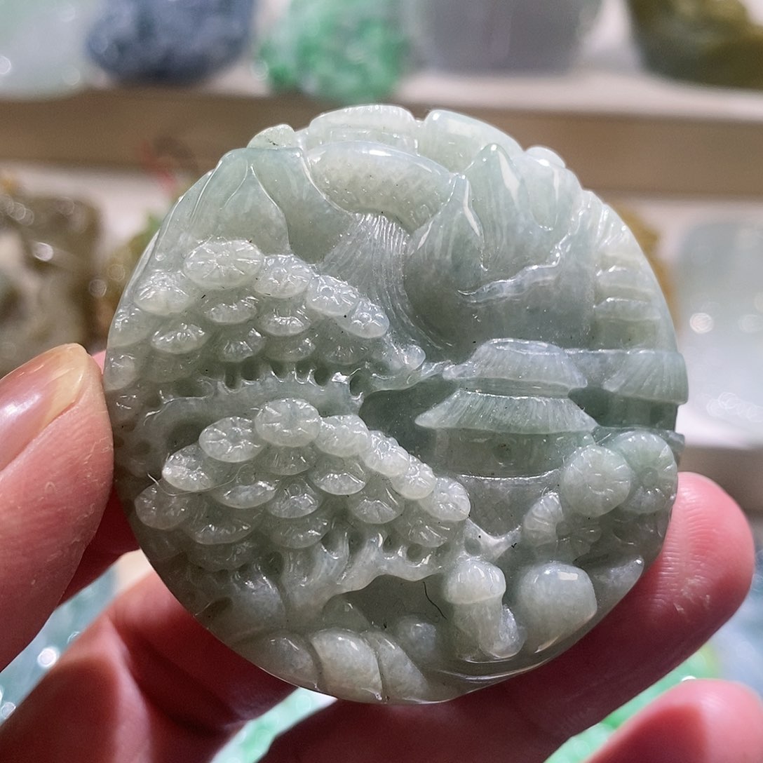 【闪购商品】翡翠颈饰未镶嵌11111111111111