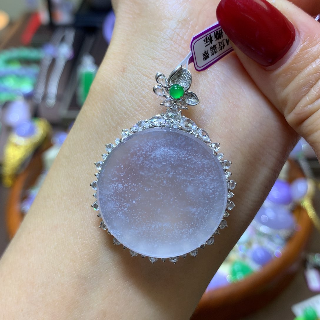 【闪购商品】翡翠颈饰18K金镶嵌翡翠