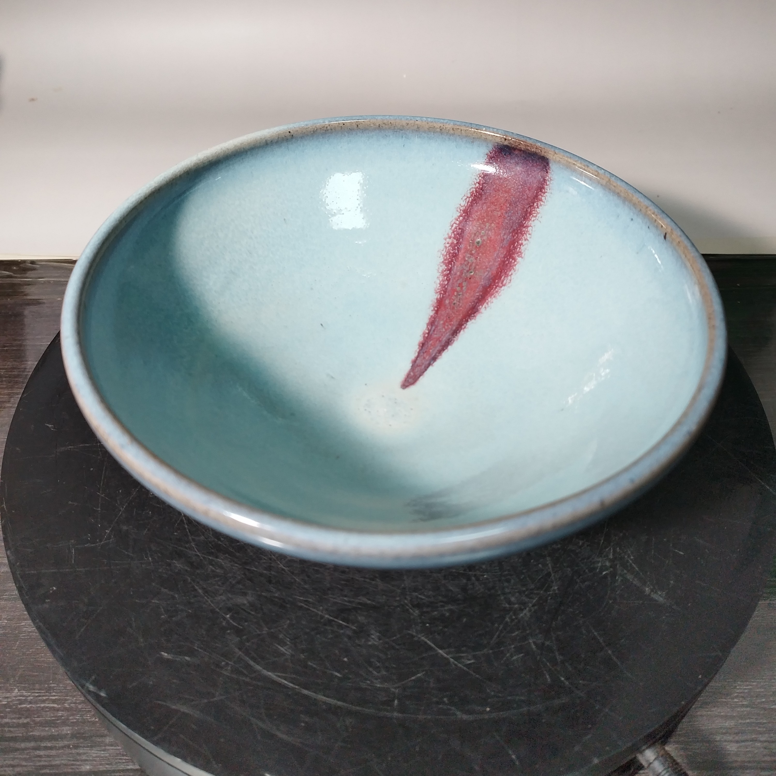 钧窑天蓝釉大碗，柴烧，全品，修足规整，口径20公分，高8.5公分。