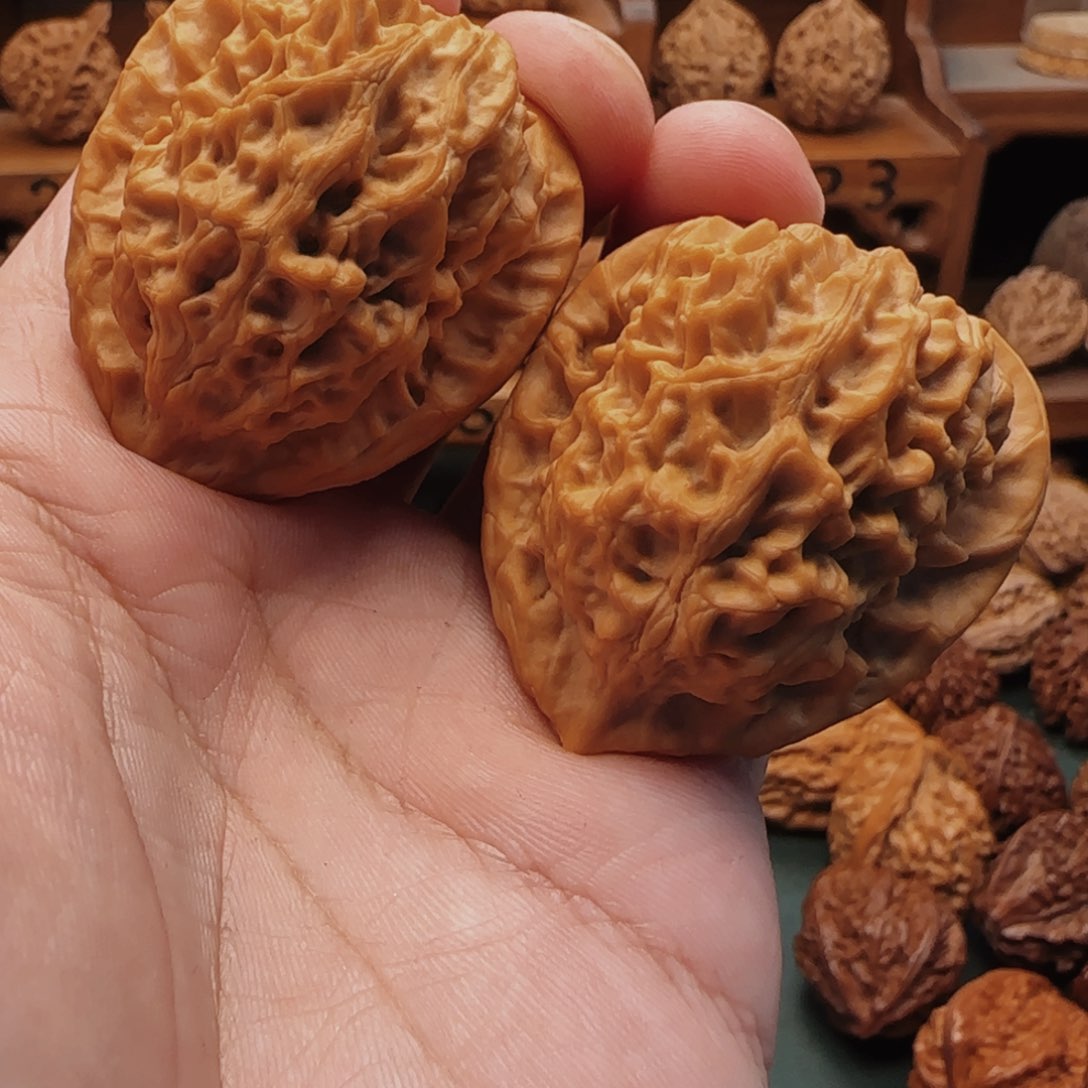 文玩核桃吊坠黑*哥dm精对子