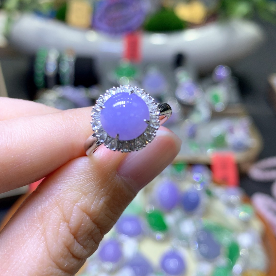 【闪购商品】翡翠颈饰18K金镶嵌翡翠吊坠项链