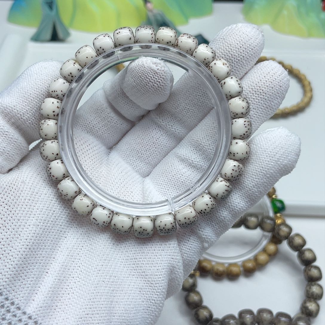 星月菩提手串06。8/7灰背河豚