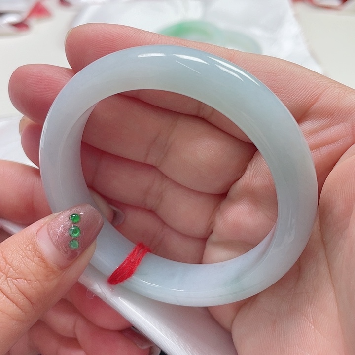 翡翠手镯未镶嵌缅甸翡翠手镯56圈