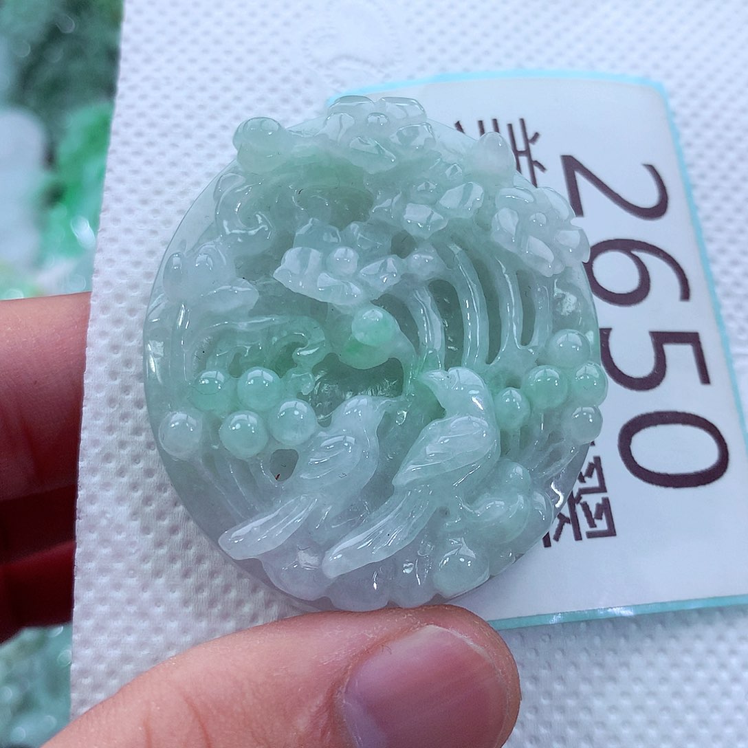 吊坠(不含链)未镶嵌翡翠