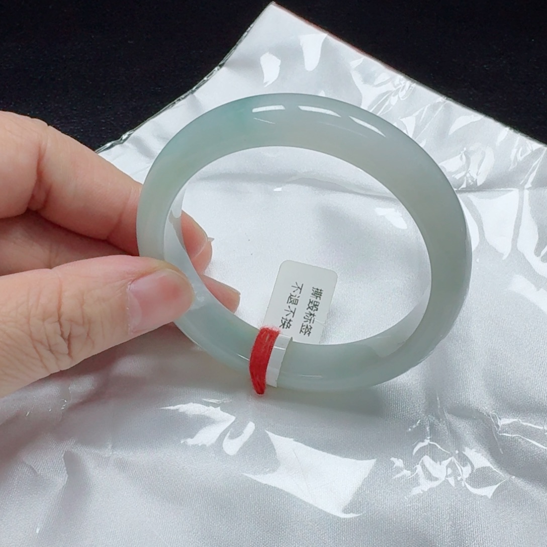 翡翠未镶嵌手镯56