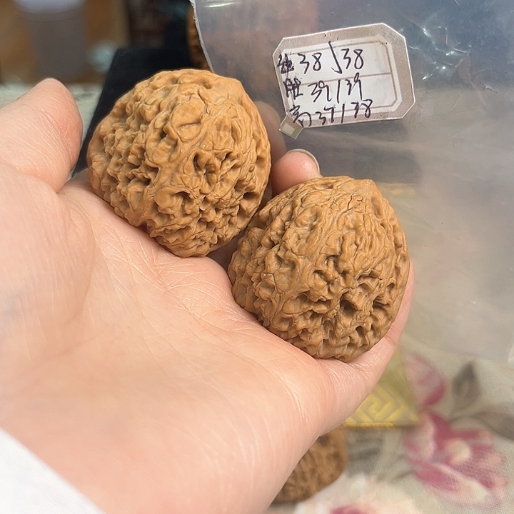 文玩核桃把件赵喜满南将石