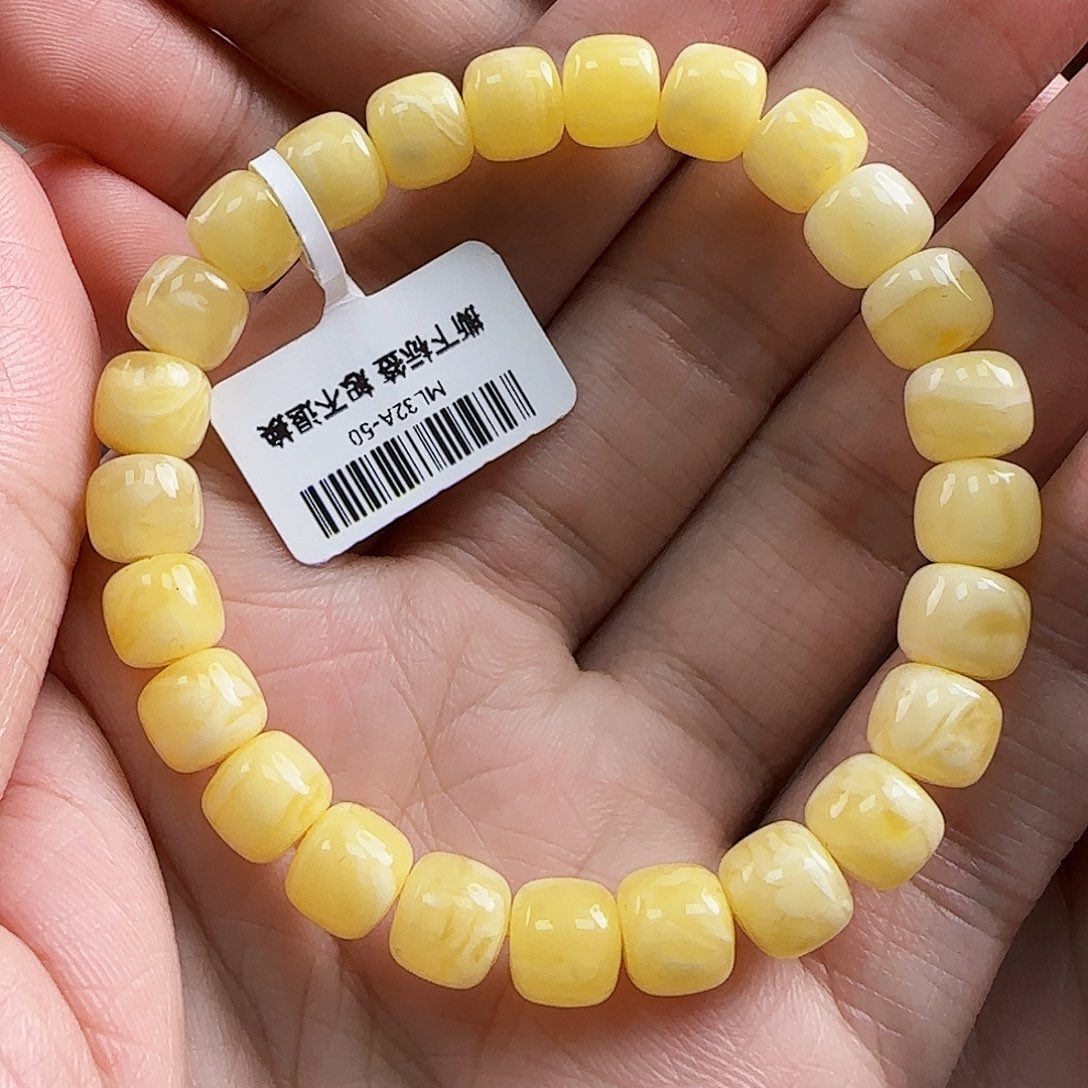 未镶嵌琥珀裸石蜜蜡