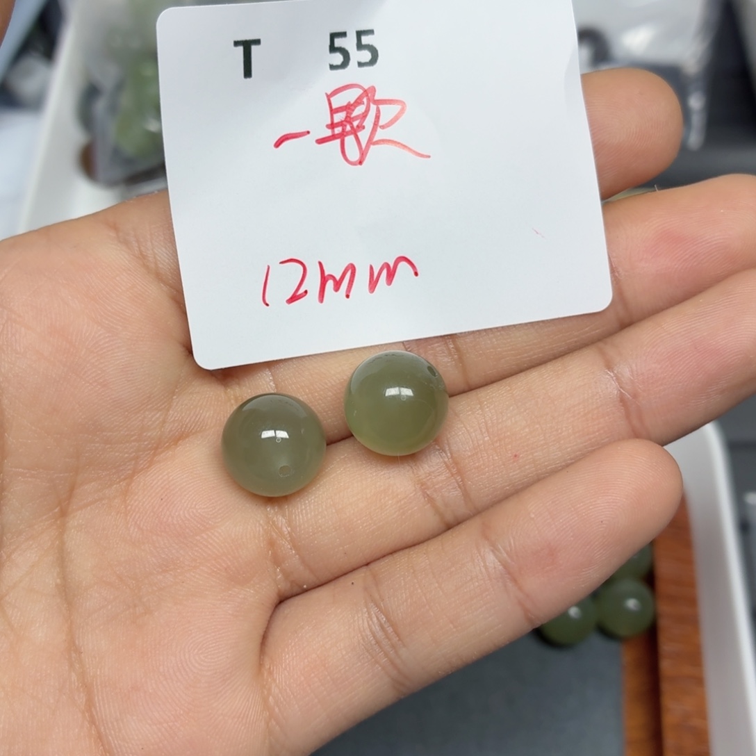 和田玉（糖玉）未镶嵌珠宝半成品T55