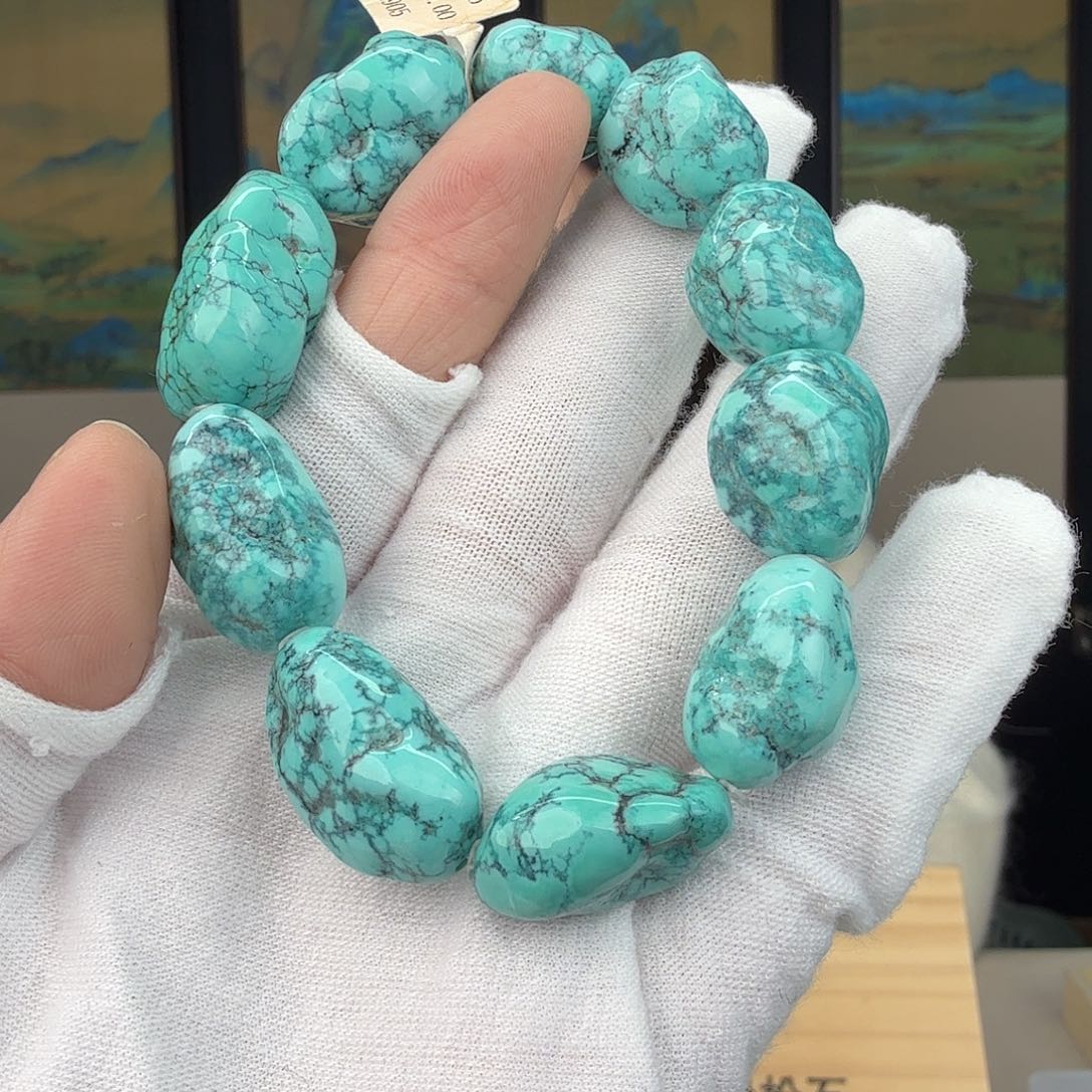 绿松石未镶嵌珠宝奇石