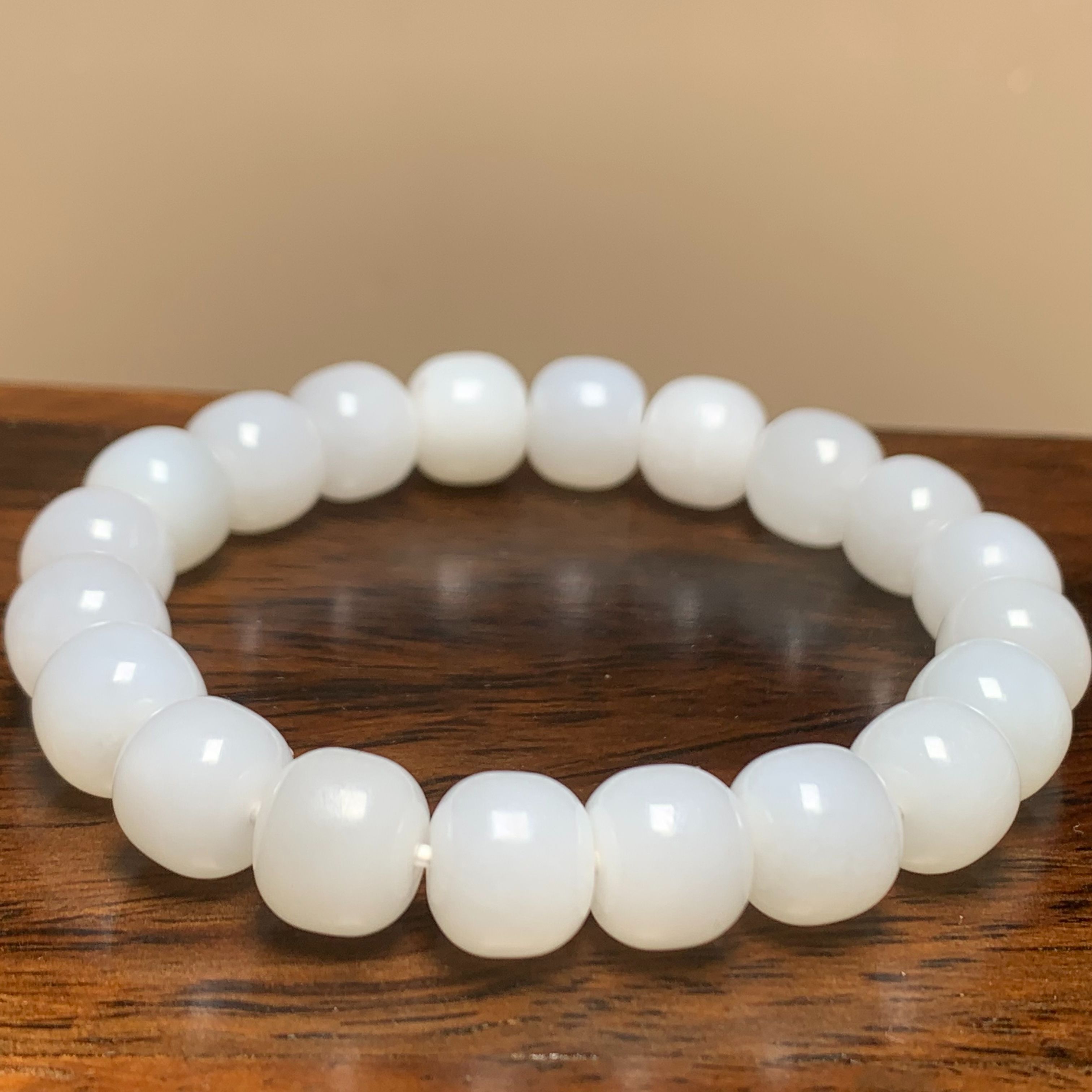 D1375珠宝玉石精选和田玉手串