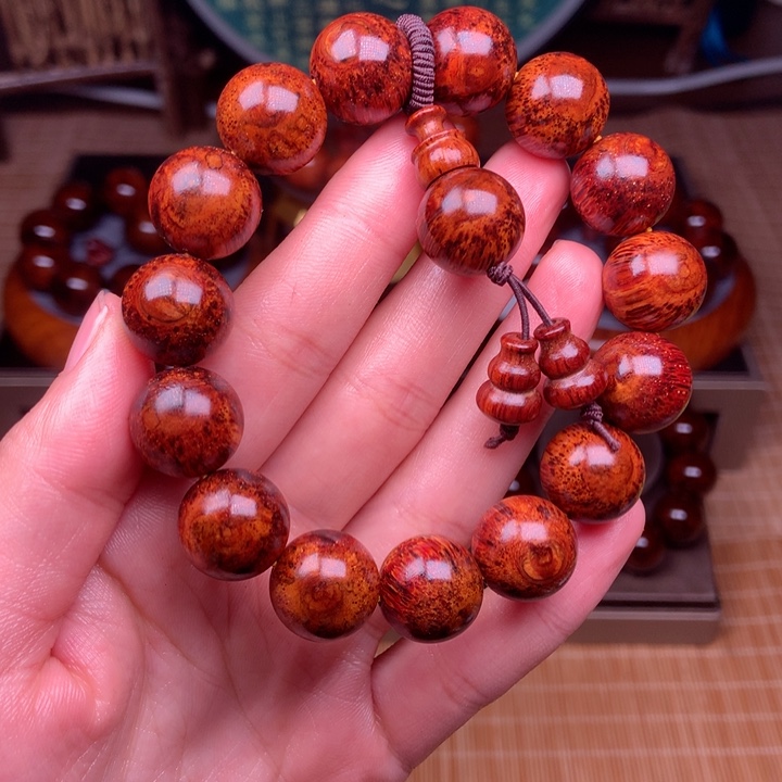 檀香紫檀（小叶紫檀）像**遇想5f