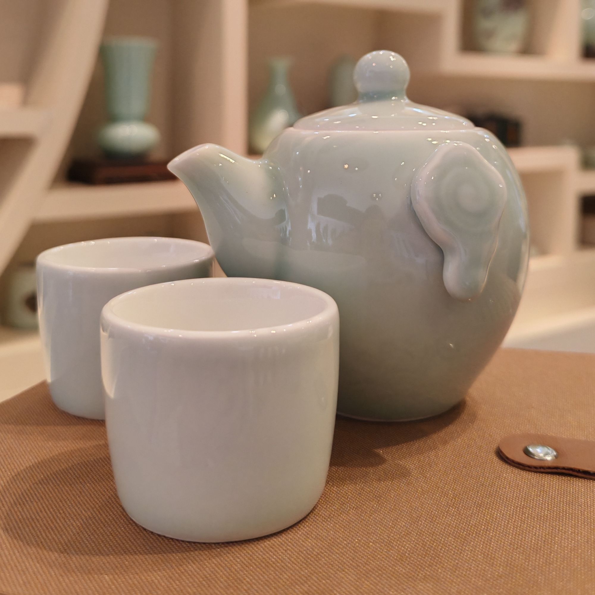 昆仑牌祥云手抓壶套装青瓷精美中式