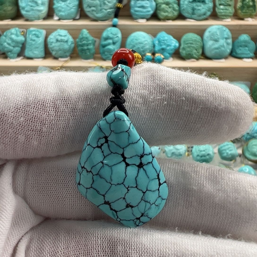 未镶嵌绿松石随形18.4mm