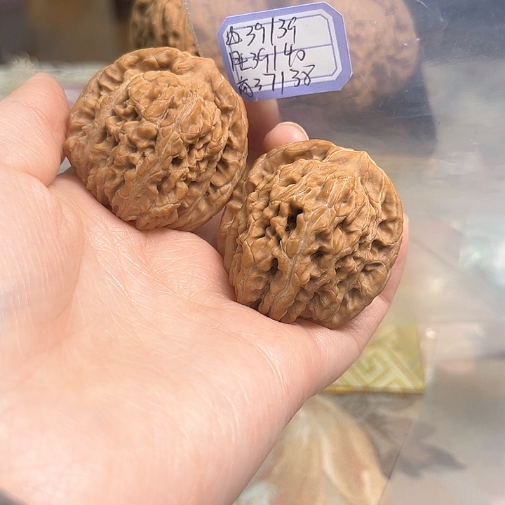 文玩核桃把件一代楼