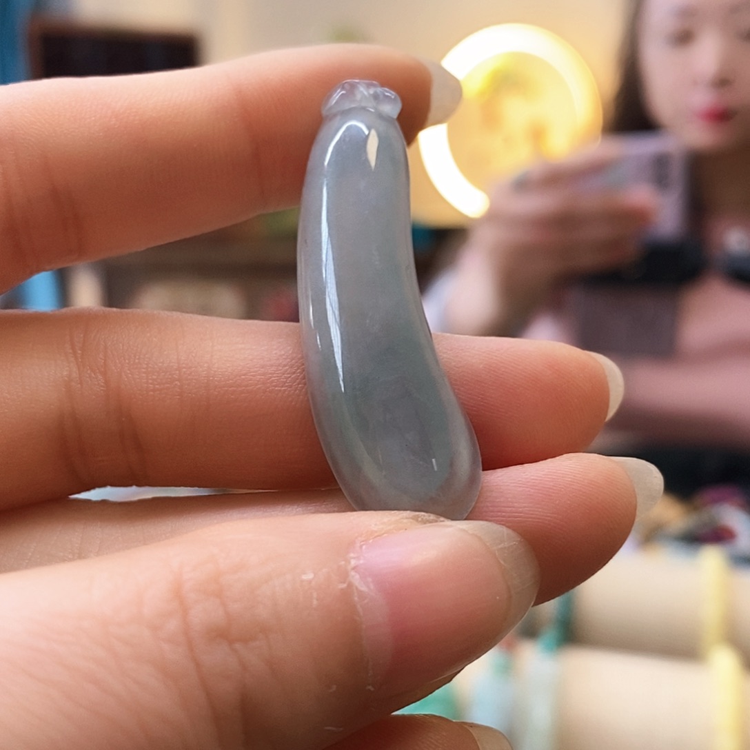 翡翠挂件未镶嵌翡翠挂件