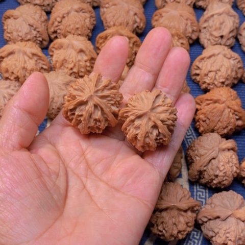 【闪购商品】吊坠文玩核桃余***扰三棱35