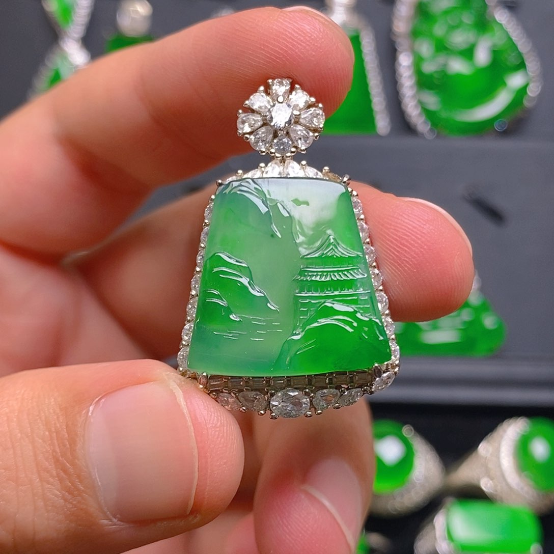 吊坠(赠链)银S925镶嵌翡翠吊坠