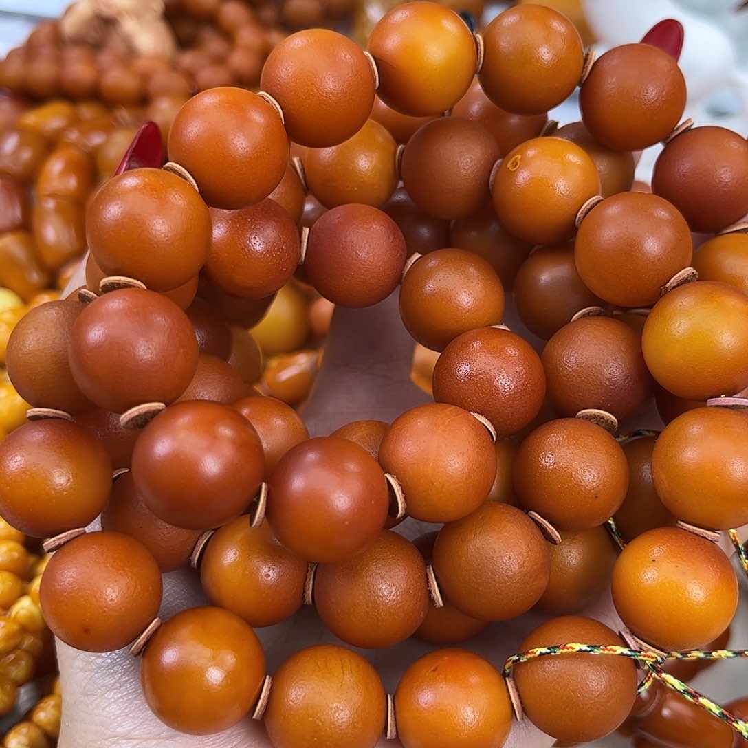 琥珀颈饰未镶嵌用****姐蜜蜡