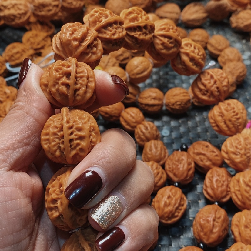 【闪购商品】文玩核桃吊坠菩**下龙脊