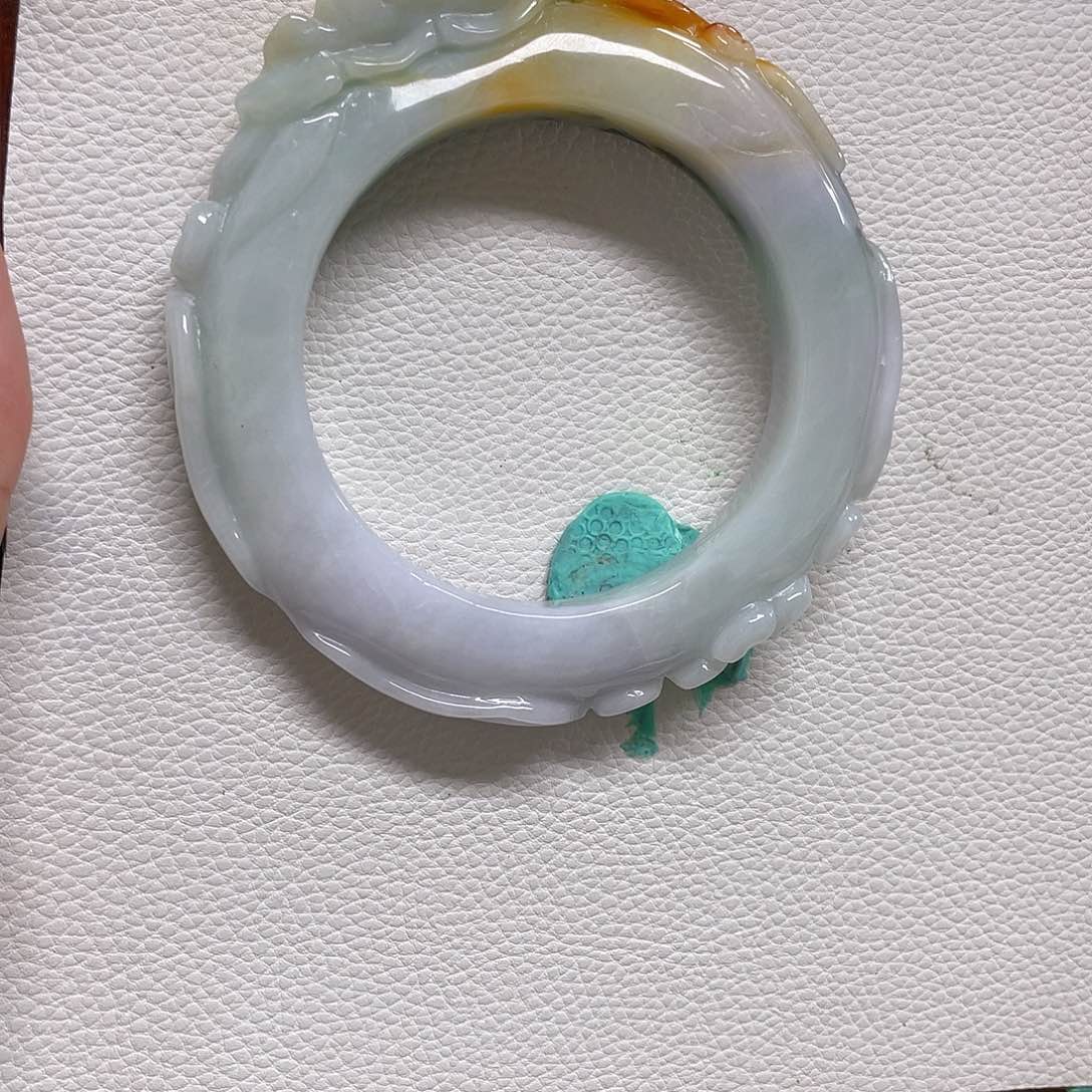 翡翠未镶嵌颈饰吊坠