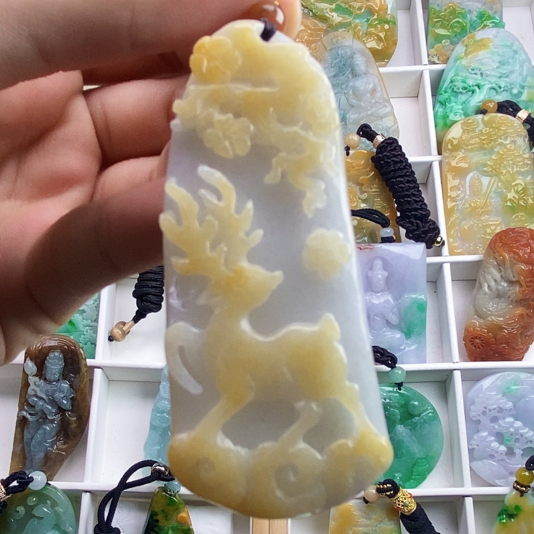 颈饰未镶嵌翡翠翡翠