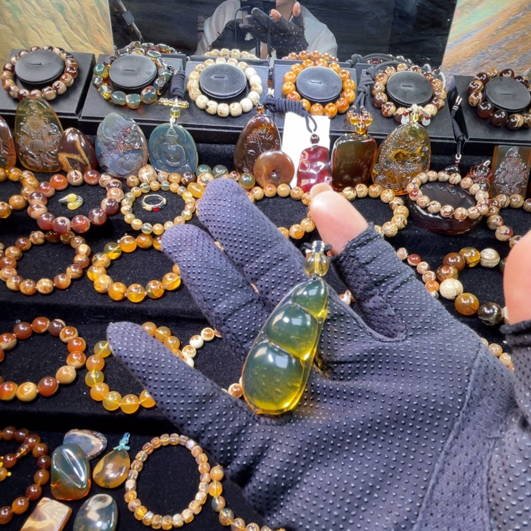 琥珀未镶嵌手串蓝珀福豆