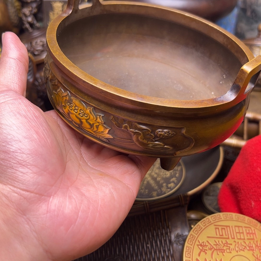 精美铜器，点击下单