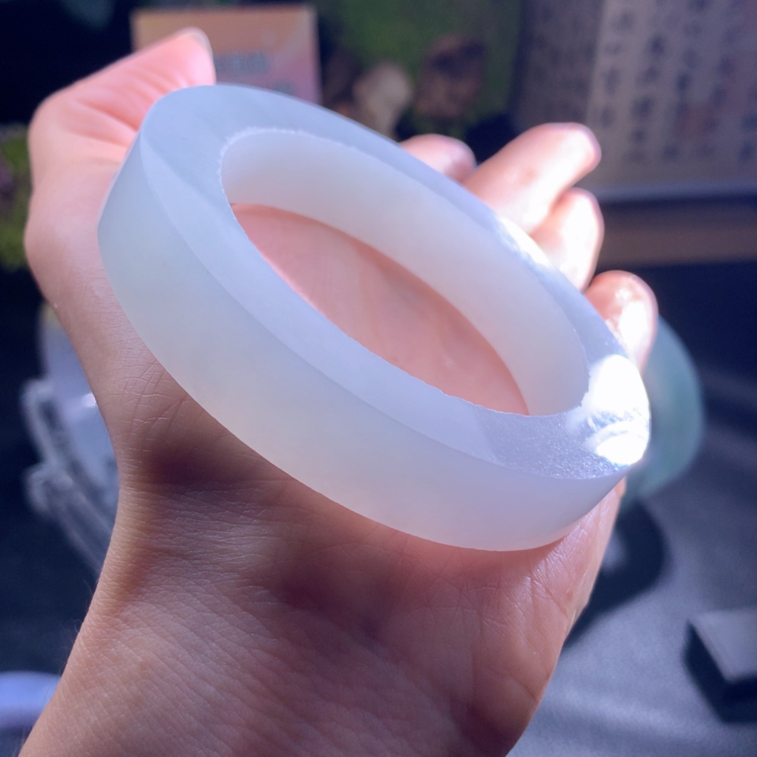 未镶嵌翡翠定制翡翠一***?