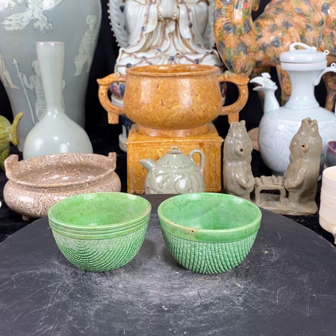 摆件定窑绿釉杯子瓷器