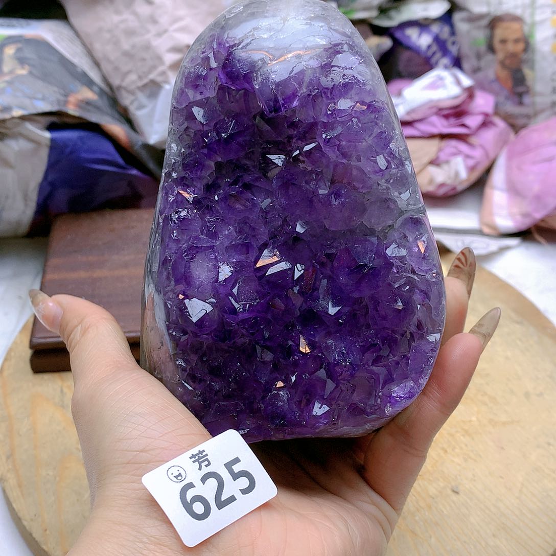 紫晶大型摆件（非配饰）未镶嵌