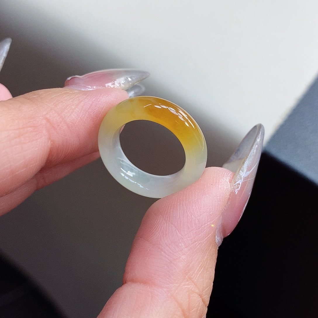 翡翠戒指未镶嵌6号