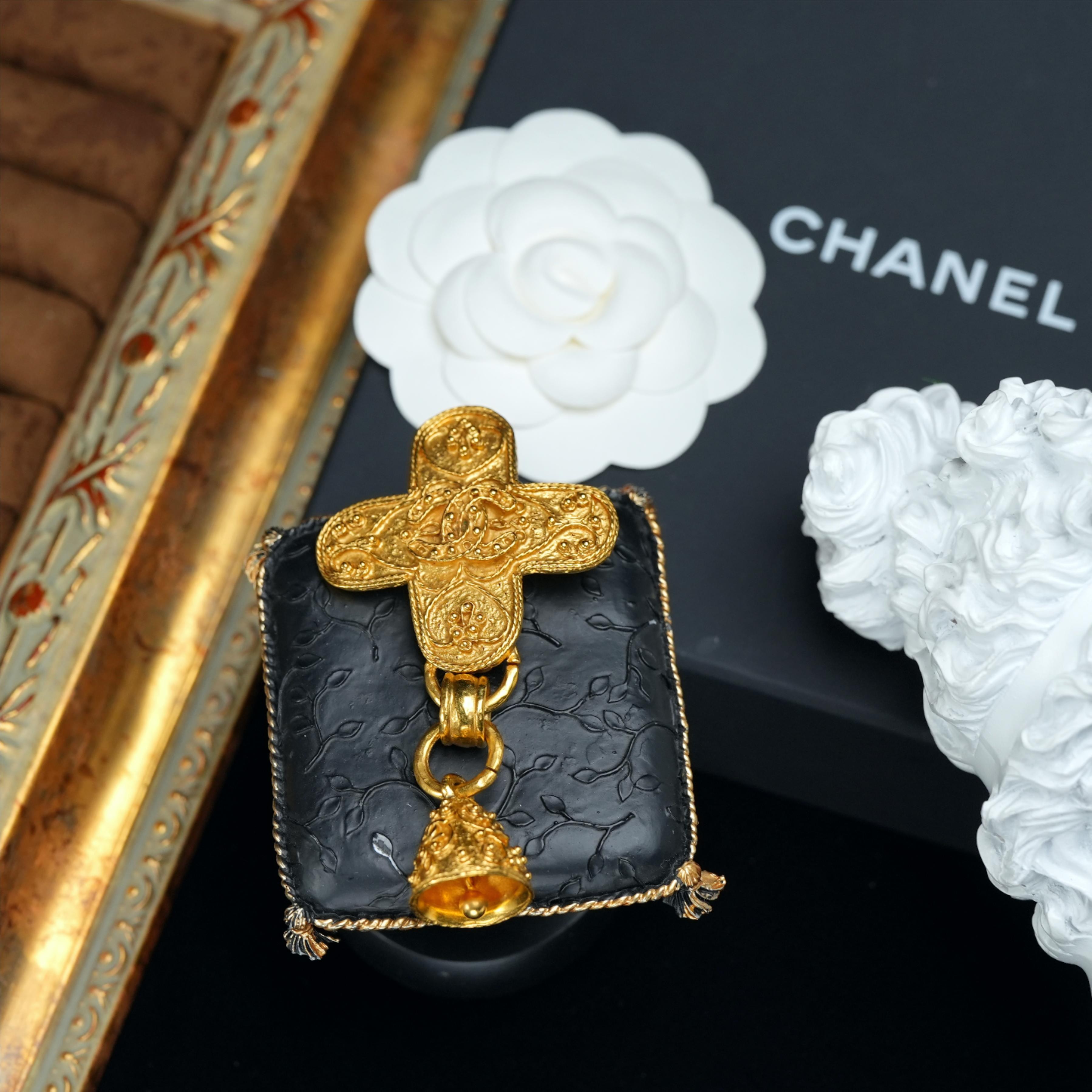 95新 Chanel/香奈儿 柚礼中古/香奈儿葡萄藤铃铛胸针LZ504220