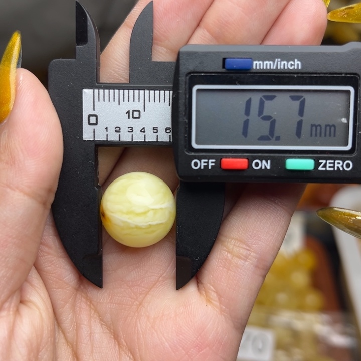 蜜蜡未镶嵌珠宝奇石170-瑕疵放漏满蜡白妖花圆珠