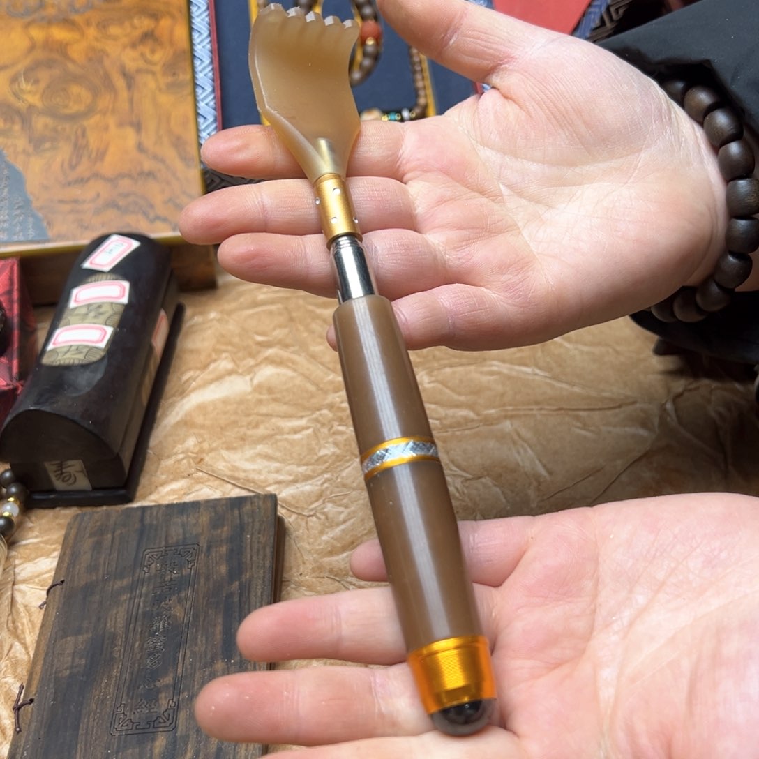 滴血莲花菩提吊坠