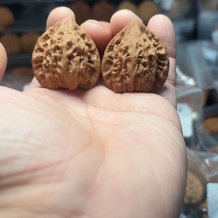 文玩核桃昊天冠35-298