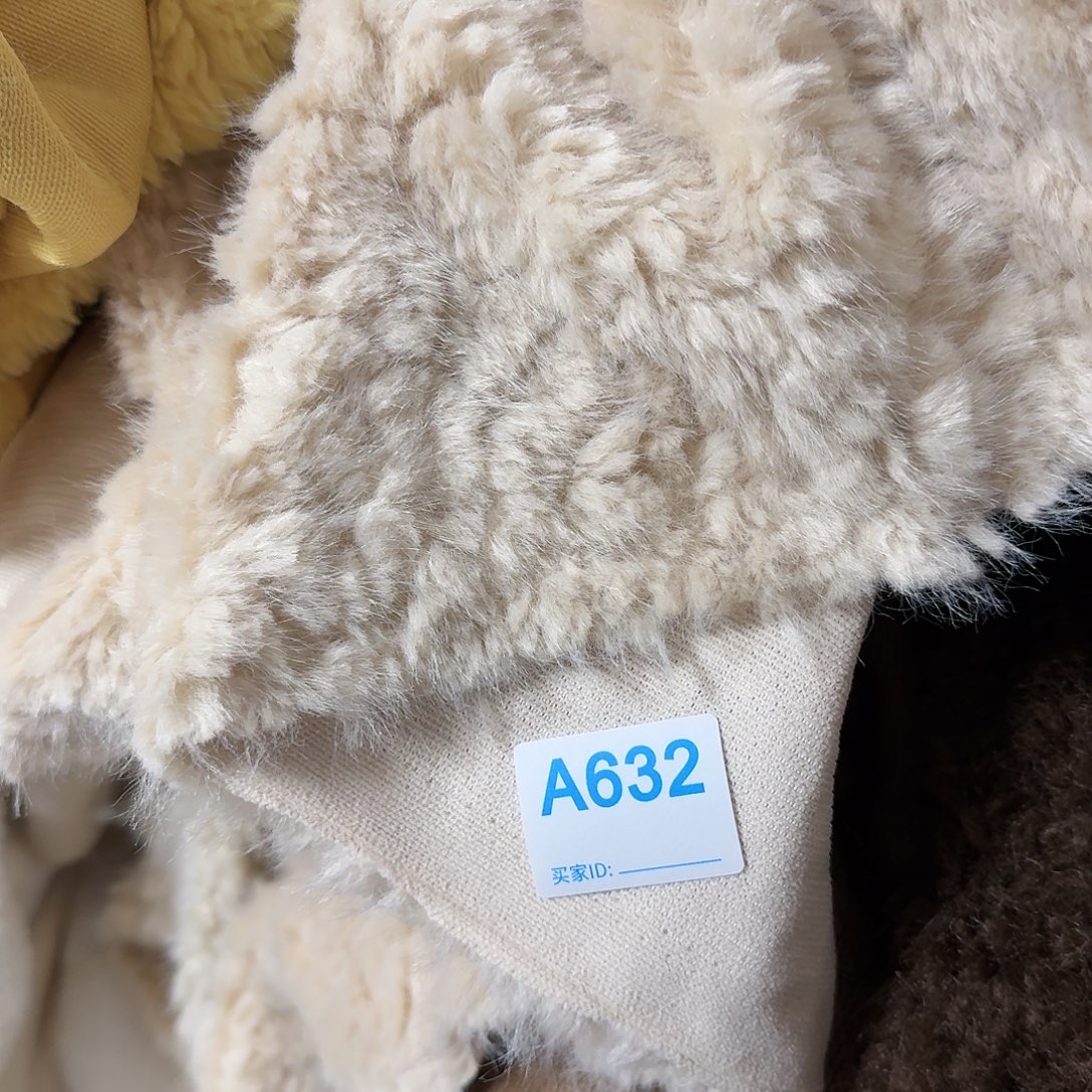 杏色高密云朵羊羔毛24元3米632