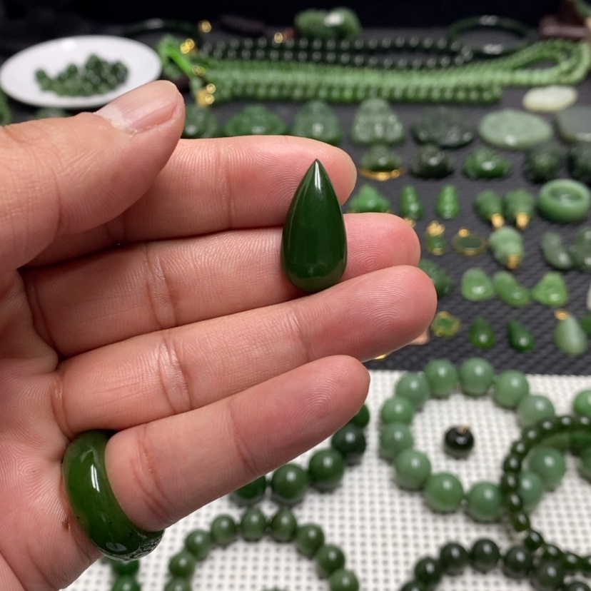 【闪购商品】和田玉（碧玉）颈饰未镶嵌