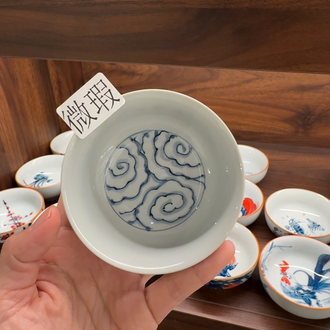 釉下手绘茶具微瑕