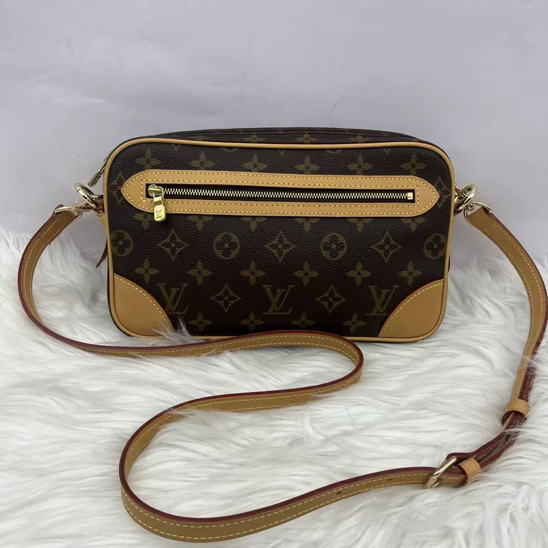 95新 LouisVuitton/路易威登 二手奢侈品斜挎包开口笑00131