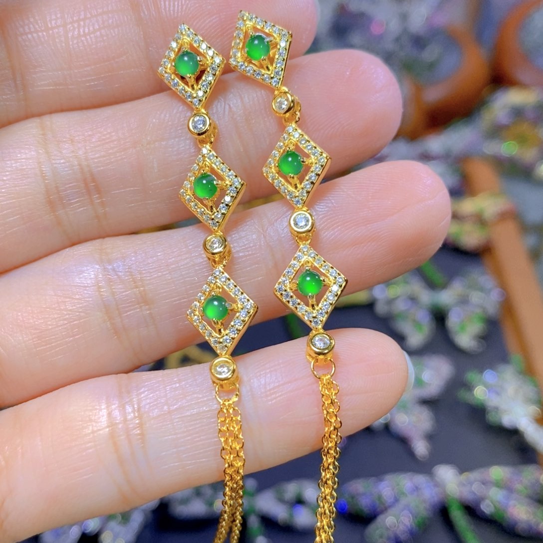 翡翠颈饰合金天然翡翠