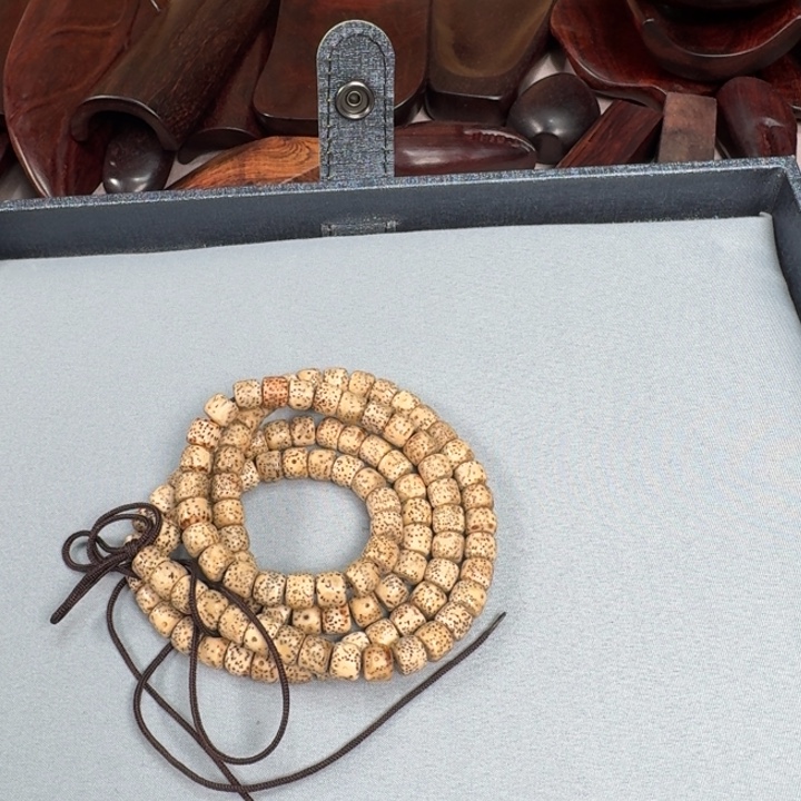 敬***知手串/手链小叶紫檀