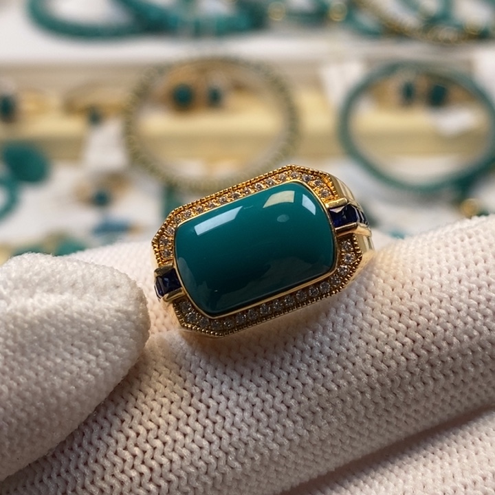 绿松石珠宝奇石18K金镶嵌Ａ１４３