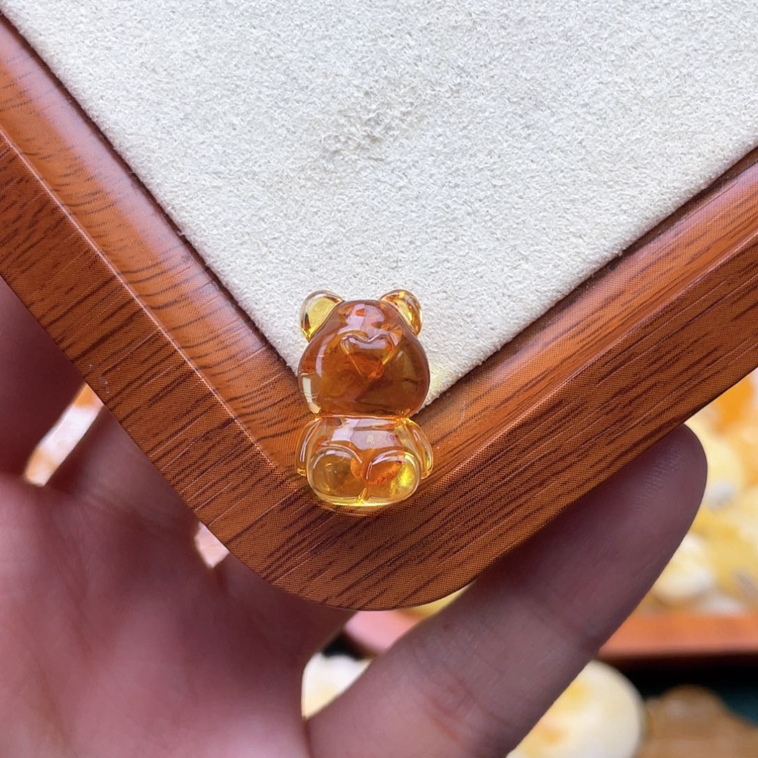 琥珀裸石未镶嵌蜜蜡