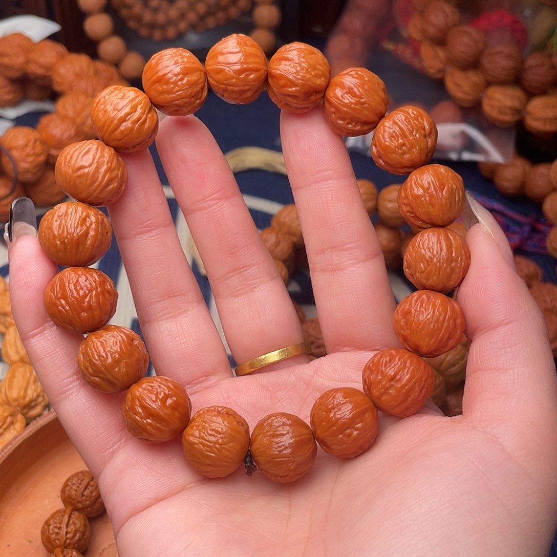 桃核吊坠老*小核桃手持