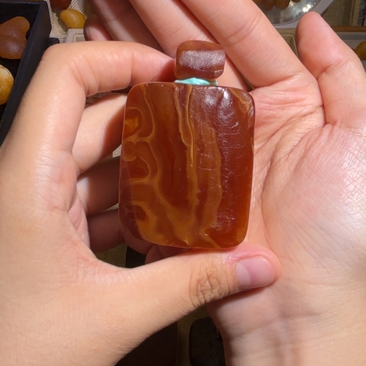 琥珀未镶嵌颈饰蜜蜡切牌